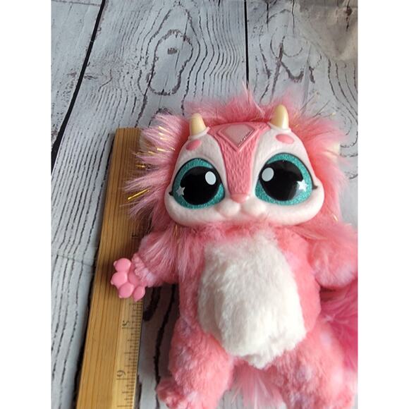 Magic Mixies Magical Misting Cauldron Interactive Pink Plush Toy Works - Picture 10 of 12